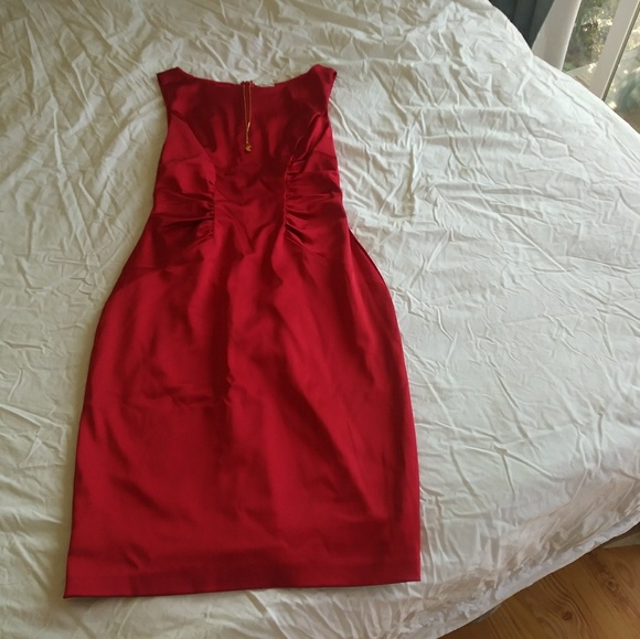 Red satin dress - Picture 2 of 2